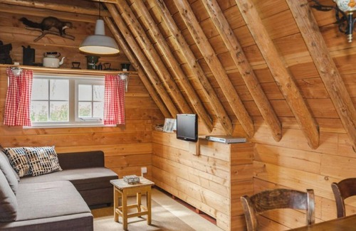 Ruinerwold House | Holiday Home in Ruinerwold with Garden