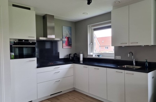 Scherpenisse House | Holiday Home in Scherpenisse near the Sea