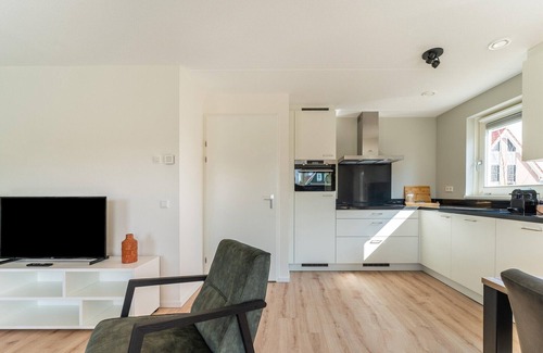 Scherpenisse House | Holiday Home in Scherpenisse near the Sea