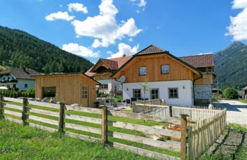 Weisspriach House | Holiday home in Salzburg with sauna