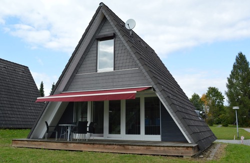Waldbrunn House | Holiday home in the holiday village Waldbrunn - Newly Renovated & Modern Top