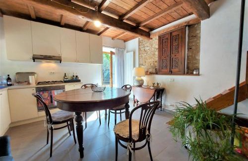 Fiano House | Holiday Home in Tuscany near Lucca