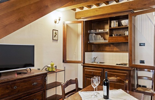 Perugia Apartment | Holiday Home in Umbria with Pool