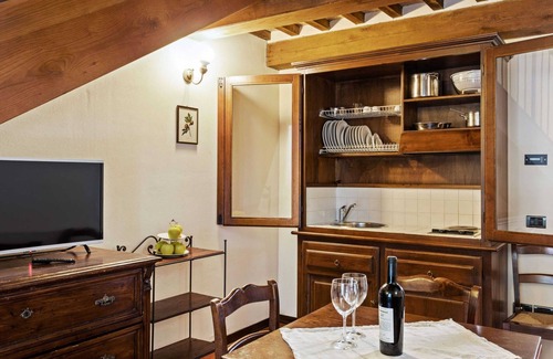 Perugia Apartment | Holiday Home in Umbria With Pool