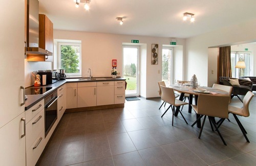 Walk House | Holiday Home in Waimes with Garden