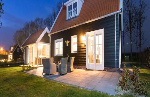 Wissenkerke House | Holiday Home in Wissenkerke near Beach