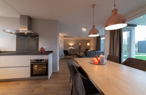Colijnsplaat House | Holiday Home in Zeeland near the Sea