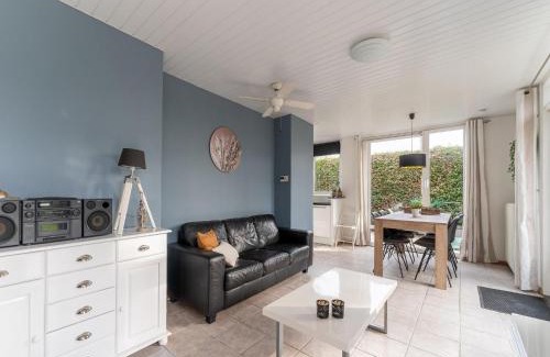 Baarland House | Holiday Home in Zeeland near Lake