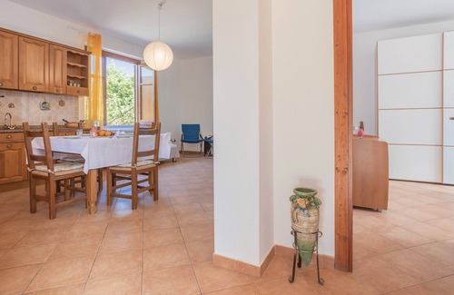 Torre Colonna-sperone House | Holiday Home 'Villa Sicilia' with Mountain View, Garden & Wi-Fi