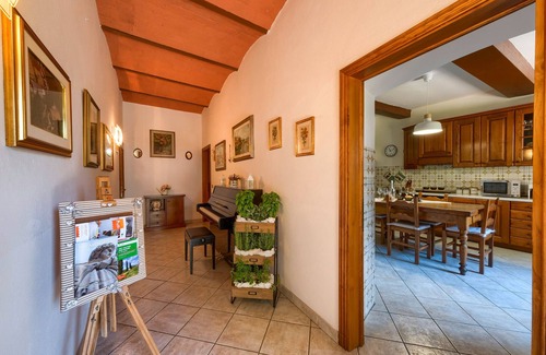 Borgo San Lorenzo House | Holiday Home 'L'aia Dì Trippa All'Aria Mugello' with Private Garden and Wi-Fi