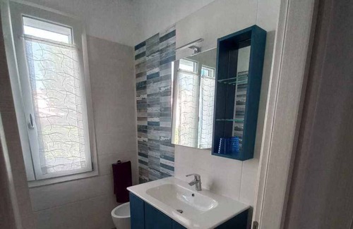 Isola Albarella House | Holiday home Semi-detached house with swimming pool