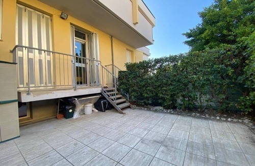 Marina di Carrara Apartment | Holiday home Leonida sea front close to the mountain, Marina di Carrara downtown