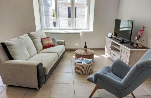 Plouegat-Moysan House | Holiday Home Kerdro by Interhome