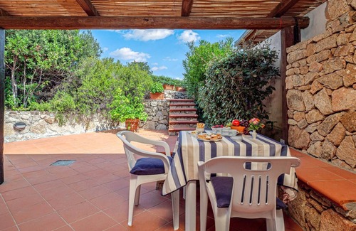 Palau House | Holiday Home 'La Casedda Di Nina' with Sea View, Private Terrace and Air Conditioning