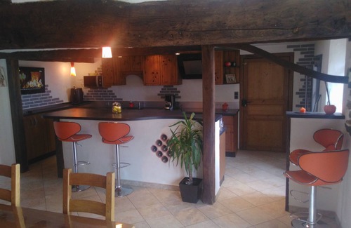 Segre-en-Anjou-Bleu House | Holiday Home 'La Chlogaro' with Private Pool, Private Terrace and Private Garden