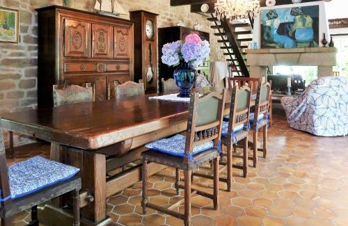 Pont-l'Abbe House | Holiday Home La Grange by Interhome