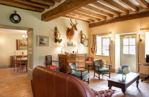 La Tagniere House | Holiday Home La Maison du Chateau by Interhome