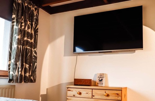 Palenge House | Holiday home La Maisonnette in Durbuy overlooking the garden