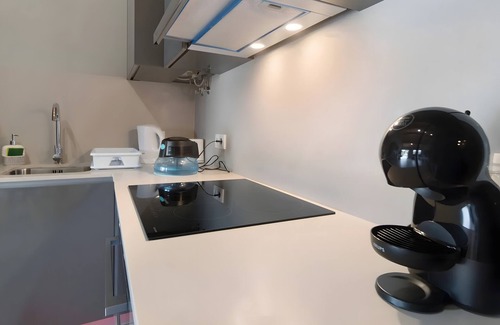 Guilhofrei House | Holiday Home 'Lagar T1' with Lake View, Wi-Fi and Air Conditioning