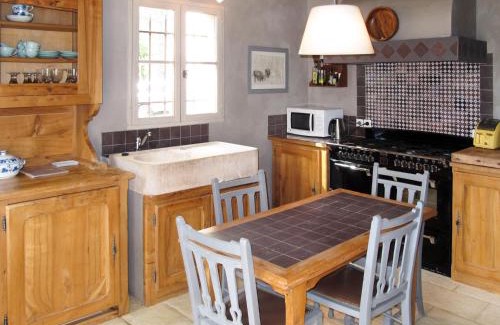 Lorgues House | Holiday Home Le Collet des Redons by Interhome