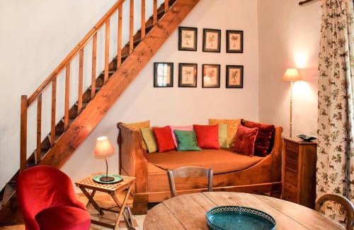 Luynes House | Holiday Home Le Coteau Fleury by Interhome