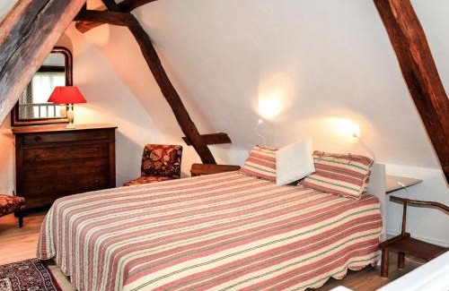 Luynes House | Holiday Home Le Coteau Fleury by Interhome