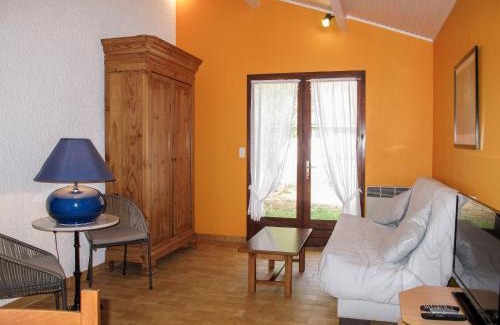 Mimizan House | Holiday Home Le Fournil by Interhome