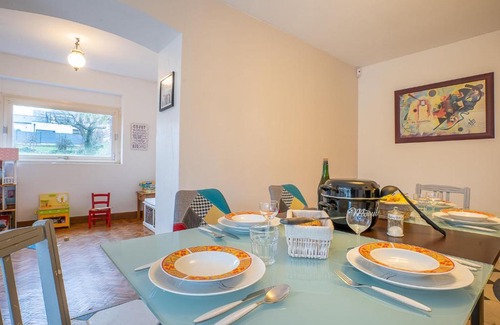 La Gouesniere House | Holiday Home Le Gros chêne by Interhome