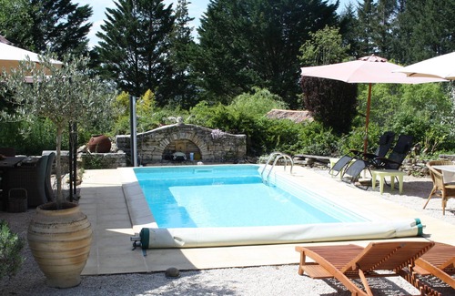 Les Arques House | Holiday home le Magnolia on the border of Lot / Dordogne, rural and lots of privacy