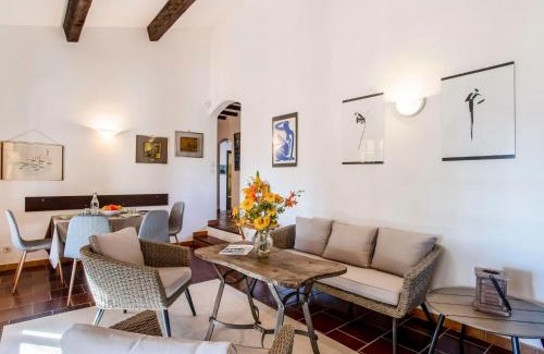 Grimaud House | Holiday Home Le Mas du Golfe by Interhome