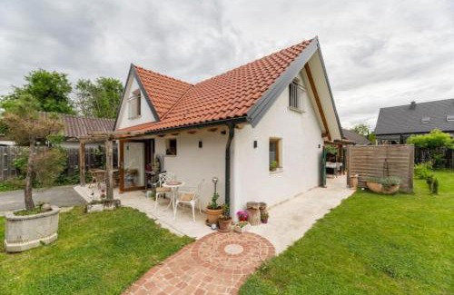 Leibnitz House | Holiday Home Leibnitz # Zentral & Ruhig für Paare, Familien & Gruppen