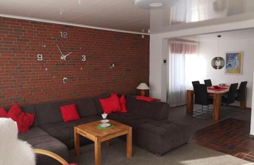 Dornumergrode Apartment | Holiday home Lenz Comfortable Vacation Home