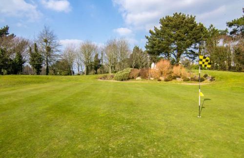 Ploemel House | Holiday Home Les Cottages du Golf-3 by Interhome