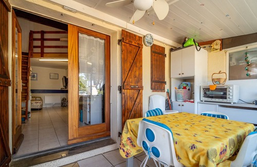 Saint-Pierre-la-Mer House | Holiday Home 'Les Eaux Vives 1' with Sea View, Shared Pool and Private Terrace