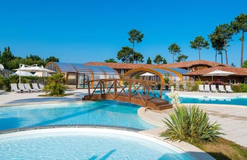 Parentis-en-Born House | Holiday Home Les Cottages du Lac M3 by Interhome