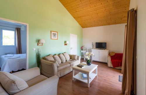 Parentis-en-Born House | Holiday Home Les Cottages du Lac - PNS214 by Interhome