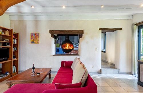 Elliant House | Holiday Home Les Trois Baudets by Interhome