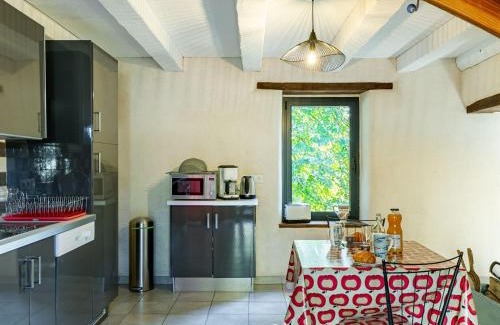 Elliant House | Holiday Home Les Trois Baudets by Interhome