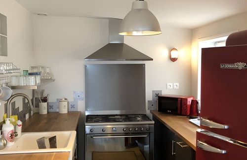 Audinghen Apartment | Holiday Home 'Logement Face Mer' with Sea View