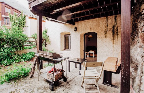 Novallay House | Holiday Home 'Maison 3 Vallées Val Thorens' with Private Garden and Balcony