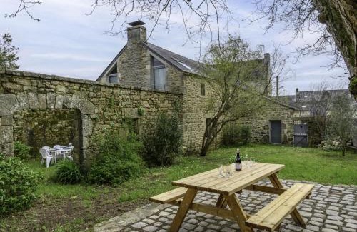 Belz House | Holiday Home Maison Maison Ty Mad by Interhome