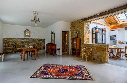 Belz House | Holiday Home Maison Maison Ty Mad by Interhome