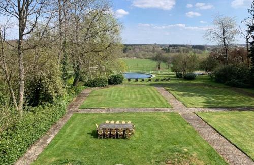 Cul-des-Sarts Villa | Holiday Home Manoir des Sarts