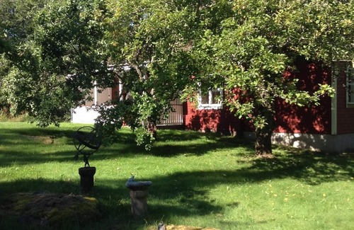 Morlunda House | Holiday home "Marhult" with hot tub