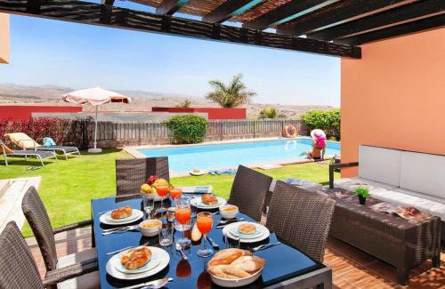 Salobre House | Holiday home, Maspalomas