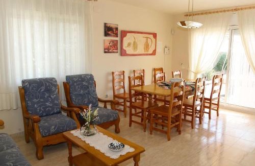 Alcanar House | Holiday Home Mestral by Interhome