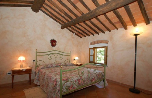 Massa e Cozzile House | Holiday Home Milena for 6 with Private Pool