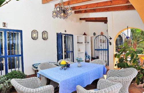 La Sabatera House | Holiday Home Mirada al Sol by Interhome