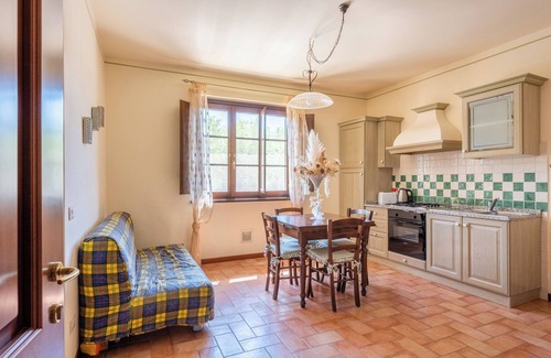 Montecarlo Other | Holiday Home "Mughetto" with Shared Pool, Terrace and Wi-Fi