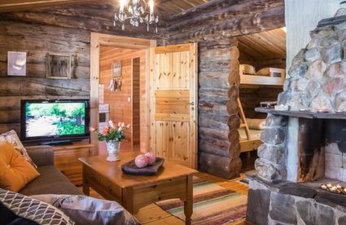 Asikkala House | Holiday Home Näätämö by Interhome